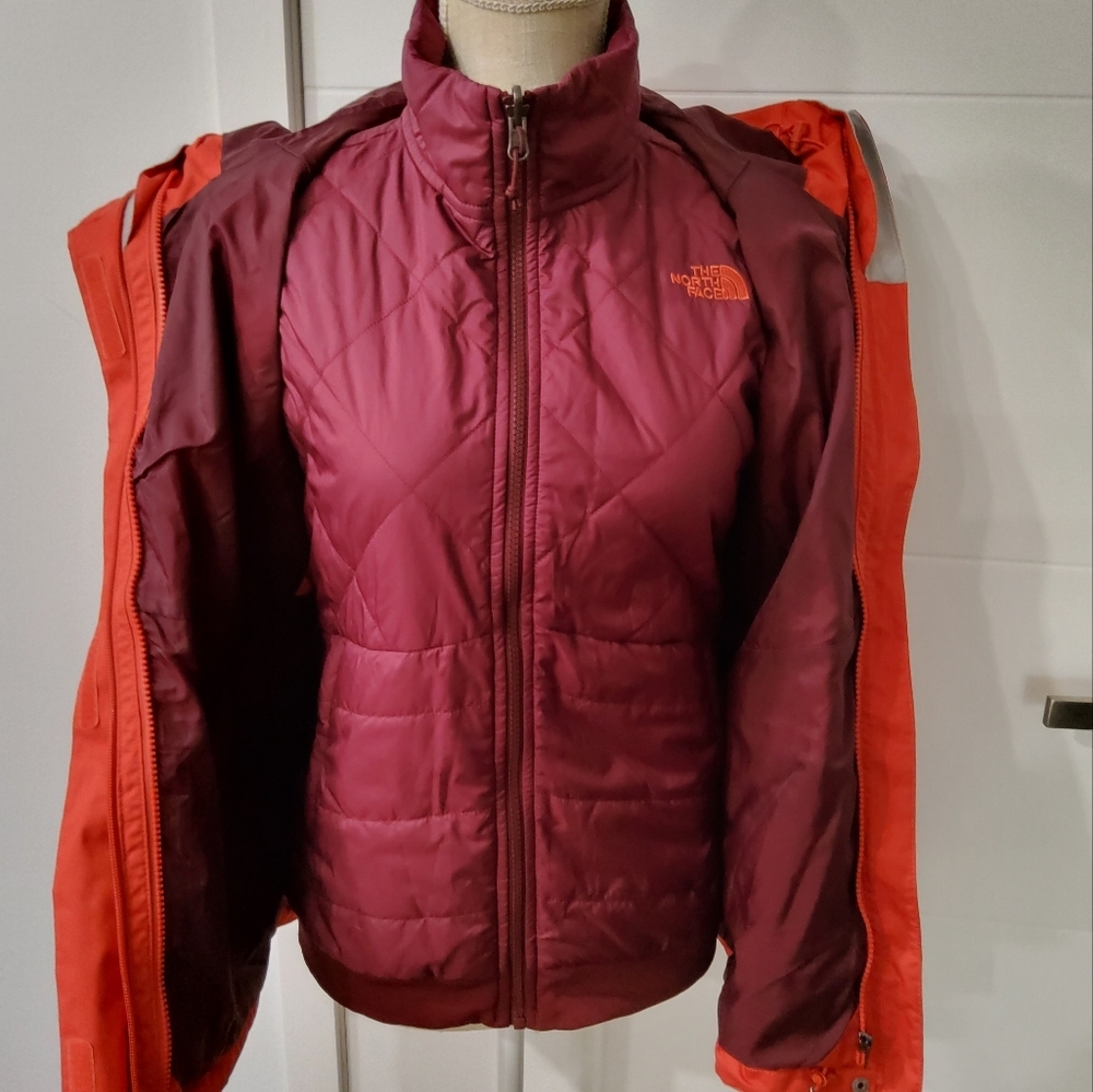 The North Face Red Monarch Triclimate Hooded Jacket Size SP - Picture 3 of 13